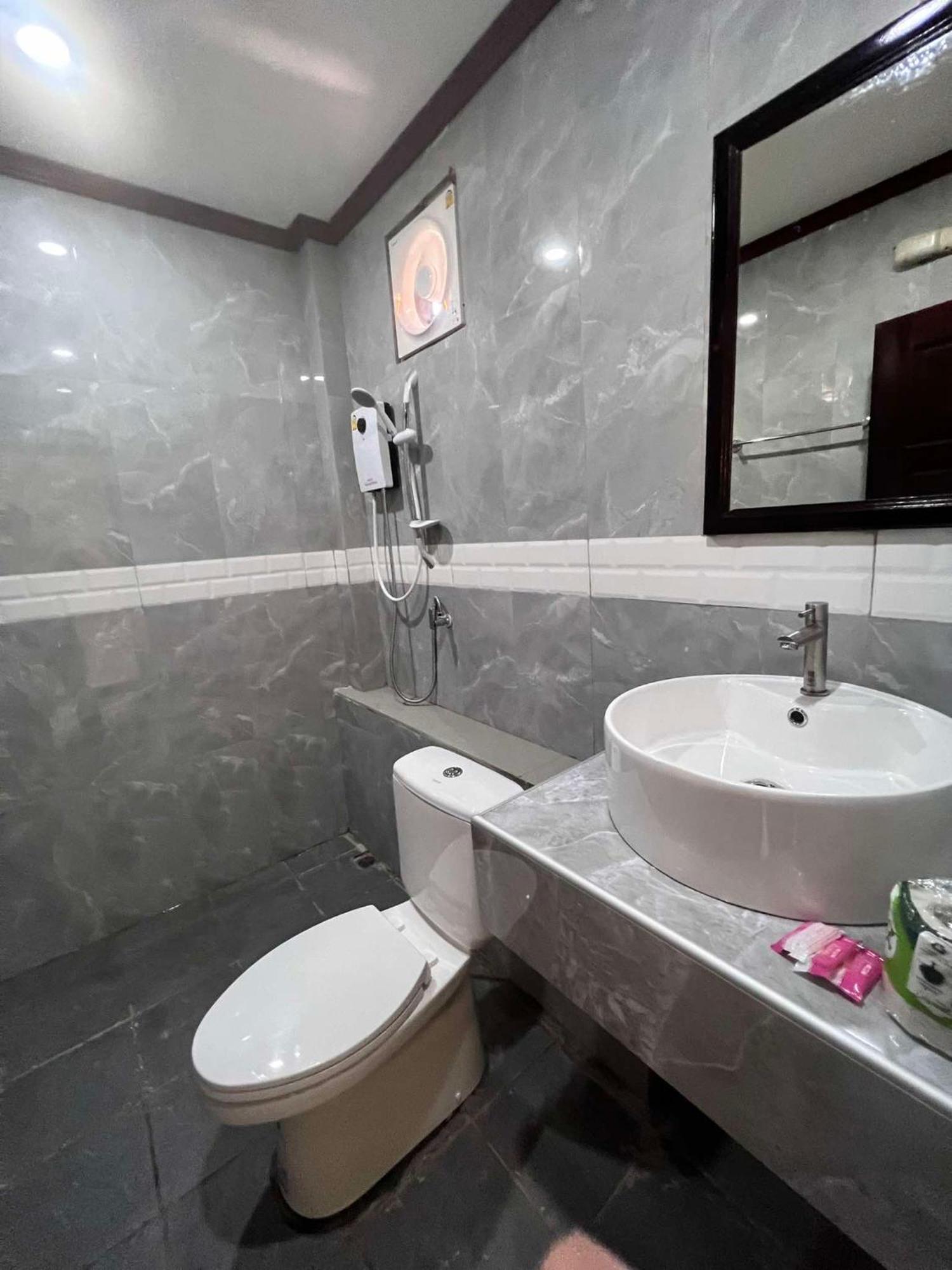 Lebijou Guesthouse - Konesavath Ban Dondét 외부 사진